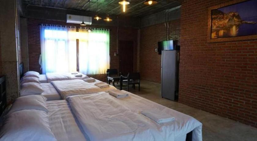 Oyo 1155 Bikers House And Enduro Tours Chiang Mai Otel Dış mekan fotoğraf