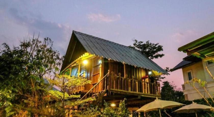 Oyo 1155 Bikers House And Enduro Tours Chiang Mai Otel Dış mekan fotoğraf