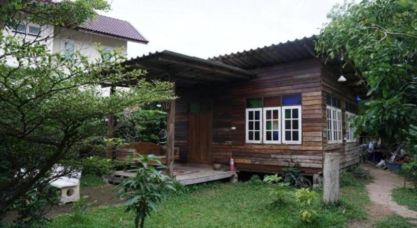 Oyo 1155 Bikers House And Enduro Tours Chiang Mai Otel Dış mekan fotoğraf