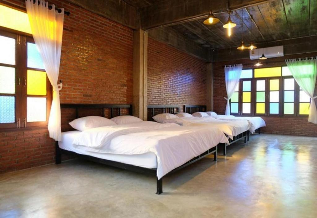 Oyo 1155 Bikers House And Enduro Tours Chiang Mai Otel Dış mekan fotoğraf